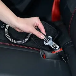 Bobby - Laisse Avec Attache Sécurité Voiture Rouge Pour Chien -nourriture pour chien Soldes 2023 40681 1