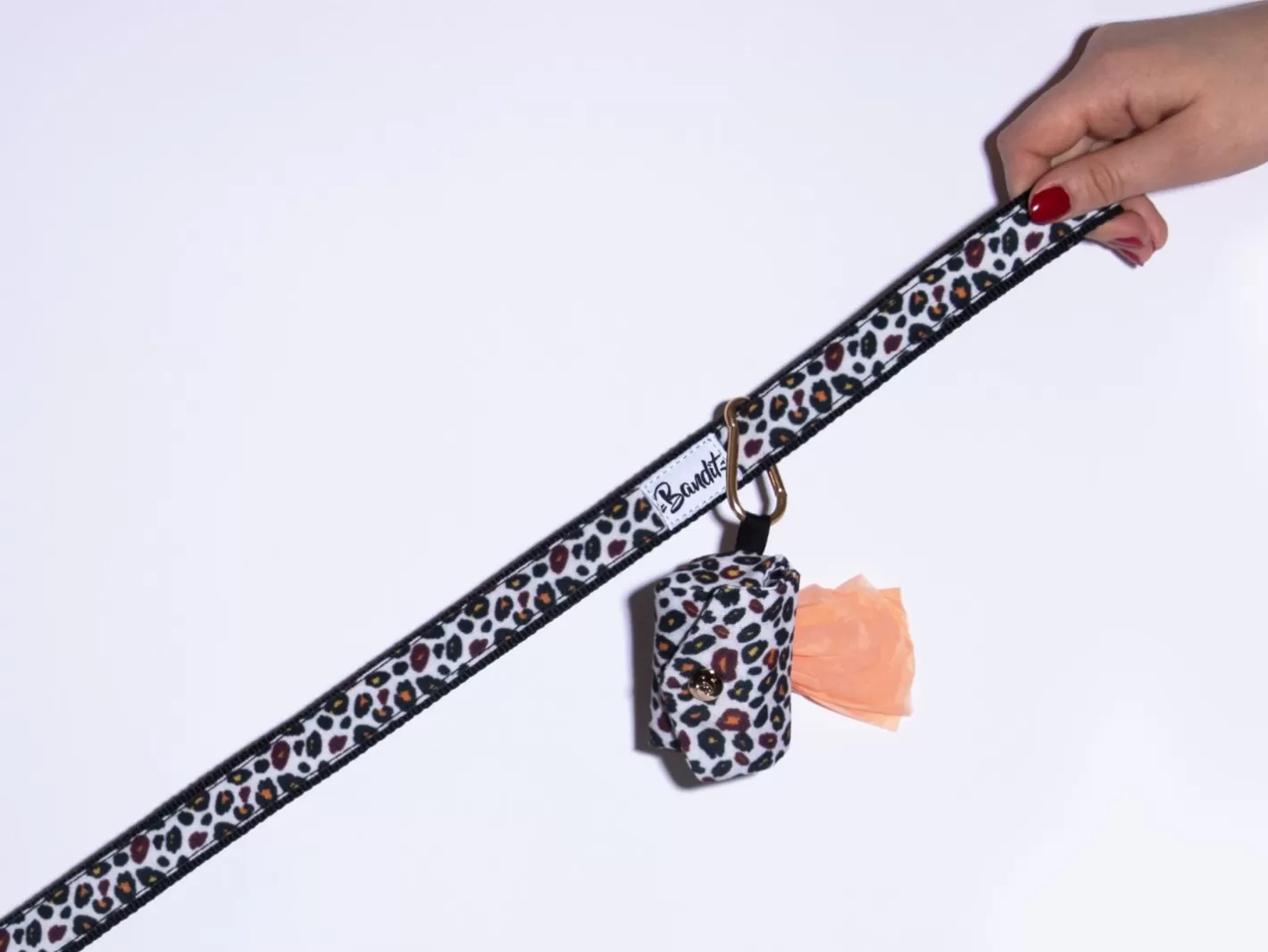 Poo'Chette Wild Wild Wouf | French Bandit Hot